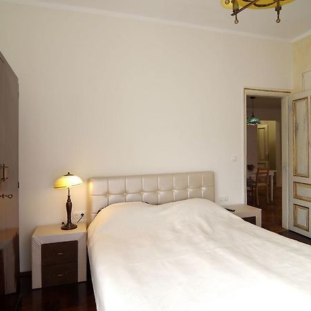 Art Guesthouse Vintage Burgas Esterno foto