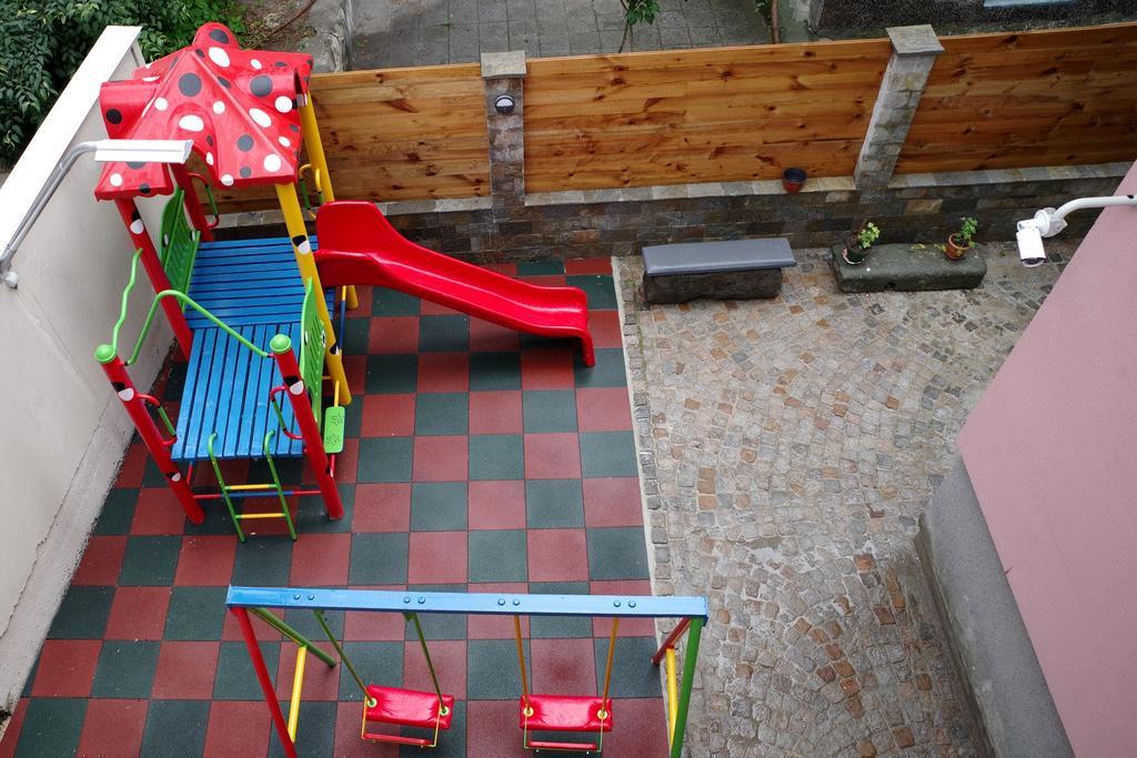 Art Guesthouse Vintage Burgas Esterno foto