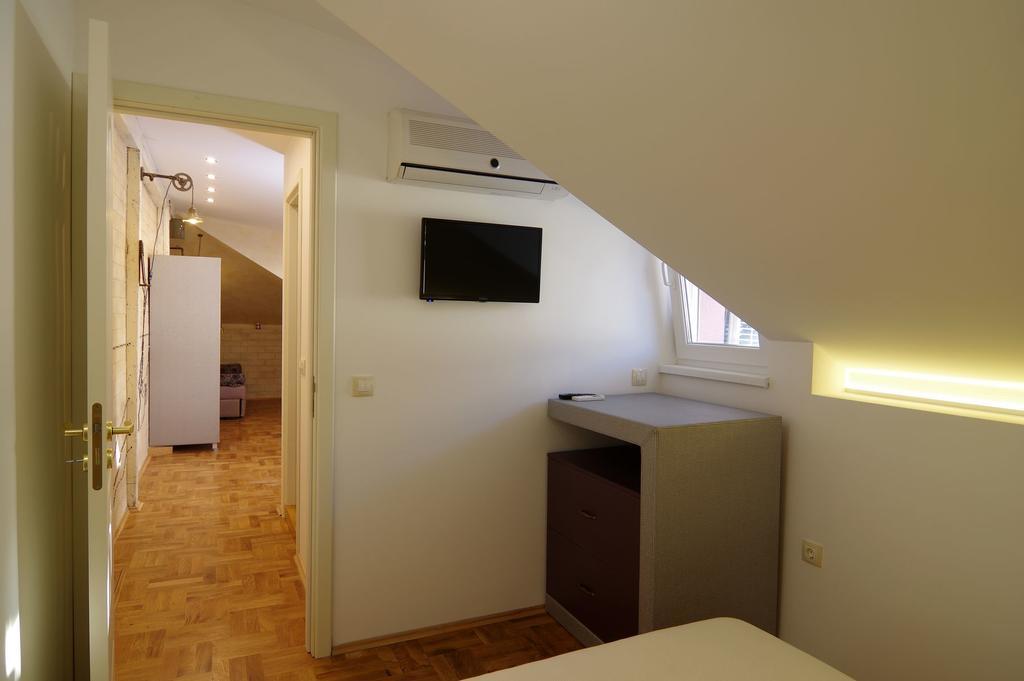 Art Guesthouse Vintage Burgas Esterno foto